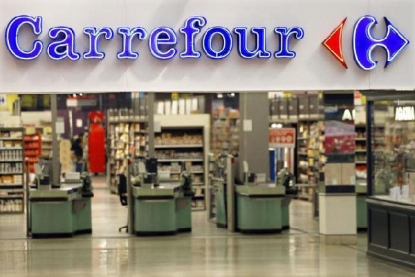 Vapes Selling in supermarket chain Carrefour in Spain