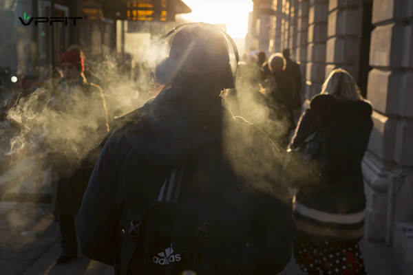 Mayor of Saratov, Russia calls for stopping minors from buying vapes illegally